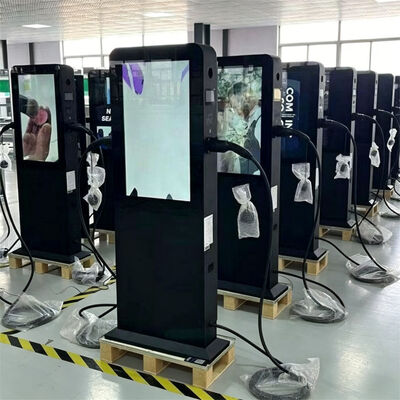 55" Buitenoplaadstation Display met 2000nit Hoge Helderheid IP55 Klassificeerd en Aanpasbare Grootte