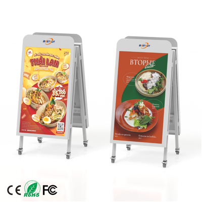 Buiten Dubbelzijdig Vloerstaande Display Scherm 65 Inch 2500 Nits IP65 Waterdicht Digitale Reclame Signage